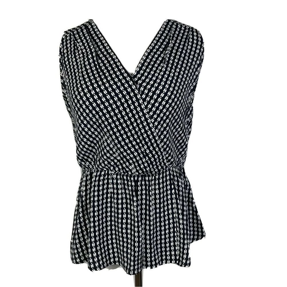 Chelsea28 Geo Peplum Blouse Top Women's Small Black White Dot Sleeveless